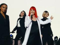 Pregnant Svetlana Tarabarova with the participants of the  