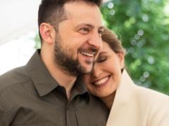 Volodymyr Zelensky celebrates his 45th birthday: the first lady tenderly congratulated her husband and showed him smiling