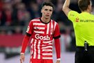 Manchester City vletku fight against Barcelona for defender Gironi