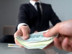 The Anti-Corruption Action Center explained, using the example of Dnipro Mayor Filatov, how to get a reward for refusing a bribe