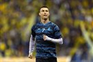 Ronaldo scoring 500 goals in the car erі on equal championships