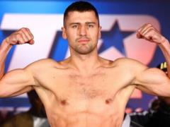 Украинский экс-чемпион мира по боксу за день до боя получил нового соперника