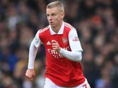 Zinchenko plays with the first whilins against Arsenal