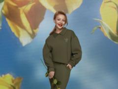 Tina Karol with chubby cheeks admired the archival photo with a terrible brother