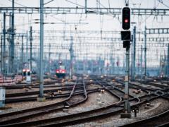Железнодорожники восстановили путь в Херсон, поврежденный обстрелами РФ