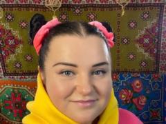 alyona alyona for the first time declassified a new relationship and showed a figure in lingerie