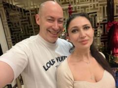 The wife of Dmitry Gordon admired the photo where she gently kisses her husband