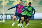Peglow and Heiner make their debut at the Dnipro-1 warehouse in the match against AEK Larnaca