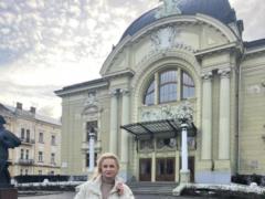 Lilia Rebrik shared rare photos with her parents