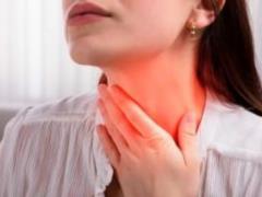 Doctor Agapkin: a sore throat cannot be treated with hot tea