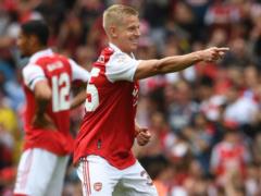 Ukrainian Arsenal football player Zinchenko entered the Premier League match with a captain s armband