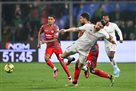 Roma recognized a sensational blow to Cremonese in the match with Mourinho s red card