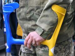 Free prosthetics: is it necessary to establish a disability for it