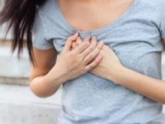 Chest pain on the right side can be a sign of pancreatitis, pneumonia and inflammation of the heart