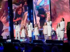 The daughters of Koshevoy and Tkach with the actresses of the  