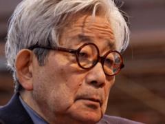 Умер лауреат Нобелевской премии по литературе Кэндзабуро Оэ