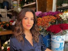 Eva Longoria cheered up fans by showing her real life outside of social networks