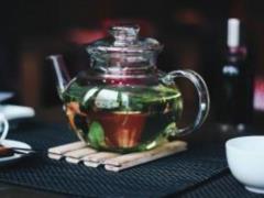 4 популярных продукта и напитка, которые мешают вам спать по ночам - диетолог Пономарева