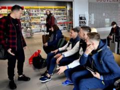 Сборная Украины прибыла в Лондон на стартовый матч отбора Евро-2024 с Англией: состав  сине-желтых 