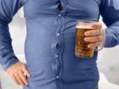Can men s breasts grow because of alcohol? The doctor explains