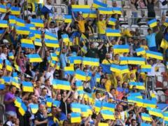 A flash mob will be held at the England-Ukraine match to draw attention to the transfer of military aircraft