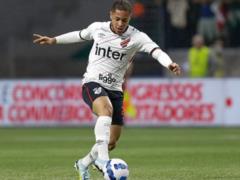 Atletico Paranaense won 50 million euros from Barcelona for Vitor Roque