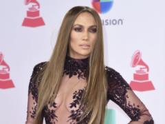 Jennifer Lopez lit up at a concert with her 15-year-old daughter