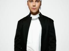 Artem Pivovarov was criticized for songs based on poems by famous poets: the singer replied