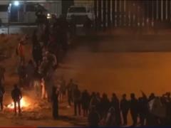 Fire at migrant detention center on US-Mexico border kills 40