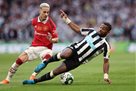 Newcastle - Manchester United. Forward the day