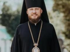 Побиття священиками військового у Хмельницькому: УПЦ МП звільнила митрополита Антонія, який передав громаді ключі від храму