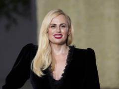 Rebel Wilson was gracious with shots of a chotirim_syachny donka that betrothed
