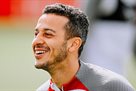 Alcantara turning before training in Liverpool s senior group