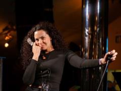 Nastya Kamensky for the first time after losing her voice went on stage and could not fully sing