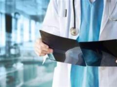 Oncologist talks about six ways to reduce the risk of bowel cancer