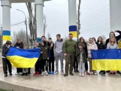 Двадцать четыре ребенка из Херсона вернулись домой