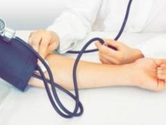Cardiologist explains how to lower blood pressure without drugs