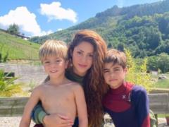 Shakira complains that her sons are being persecuted after her divorce from Pique:  