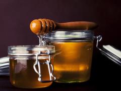 Not only grains: Hungary banned imports of honey and meat products from Ukraine