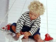 How does a child grow and develop between the ages of 2 and 5 years