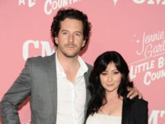 Shannen Dougherty splits up with a man after 11 years of sex