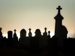 Coffins: traditions and prohibitions of the holiday