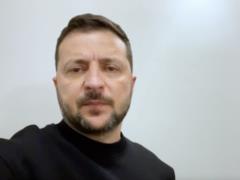 С начала войны Зеленский отметил наградами 45 тысяч украинцев