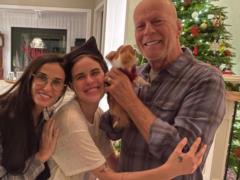 It became known how the ex-wife of Bruce Willis Demi Moore supports the actor with dementia