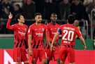 Eintracht Wiishov at the Nimechchin Cup final, beating Stuttgart