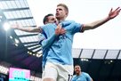 De Bruyne turning back to the Manchester City starting depot for the match against Leeds