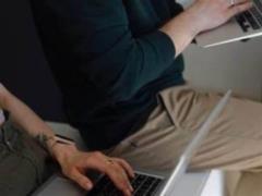 Использование информации из интернета уменьшает риск деменции — ученые