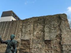 Archaeologists have found in London part of a thousand-year-old wall from the times of Ancient Rome