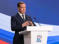 Kuleba advises Medvedev to drink less alcohol