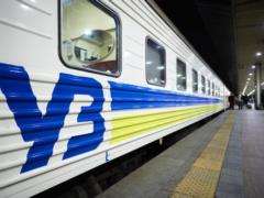 Удар по Хмельнитчине: «Укрзализныце» пришлось временно изменить маршруты нескольких поездов
